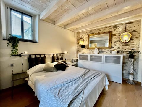 Medieval Nest History Art and Design in Medieval Tower with Terrace Apartment in Albenga