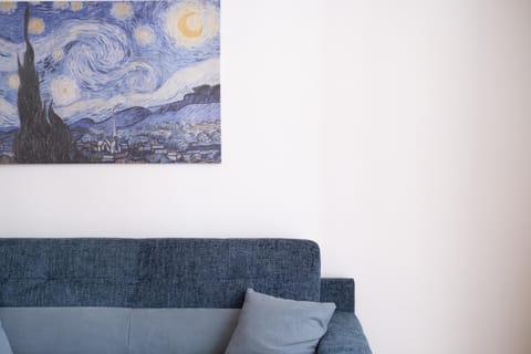 Living room, Decorative detail, Seating area