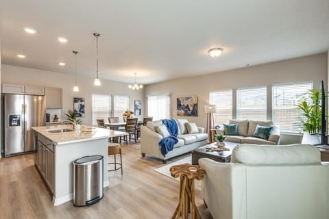 4 Mi to Hospitals Colorado Springs Retreat! House in Black Forest