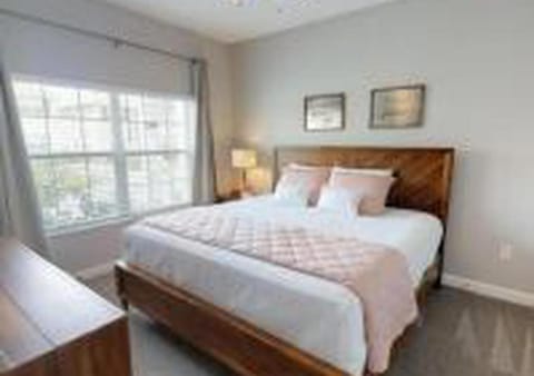 4826 LL - Storey Lake Dream 4BR Pool Home Near Disney House in Kissimmee