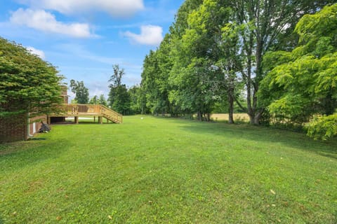 Cookeville Family Retreat 3BR Home with Yard Close to TTU & Town House in Tennessee