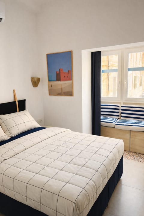 Bed, Balcony/Terrace, Bedroom
