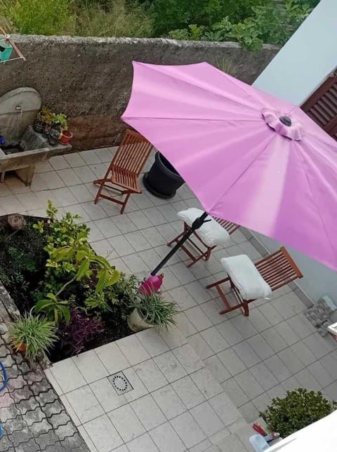 Patio, Day, Garden, Balcony/Terrace, Garden view