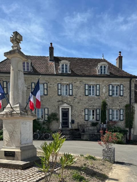 Property building, Day