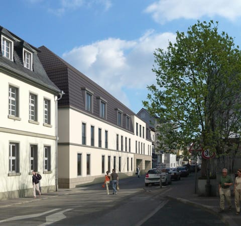Property building, Day
