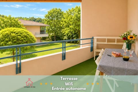 Patio, Day, View (from property/room), Balcony/Terrace