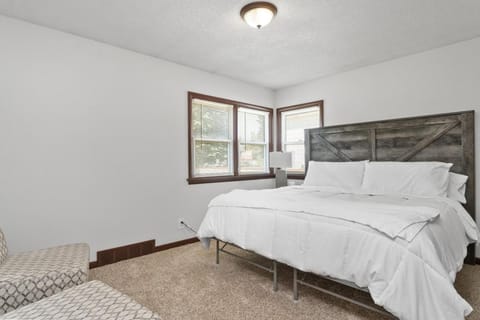 Relaxing Home Close to Malmstrom AFB and Aquatic Center House in Great Falls