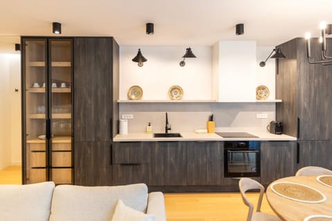 Kitchen or kitchenette, Living room, Seating area