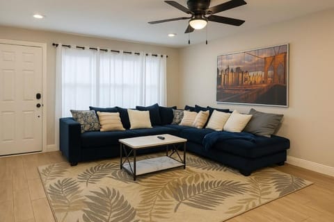 Living room, Seating area