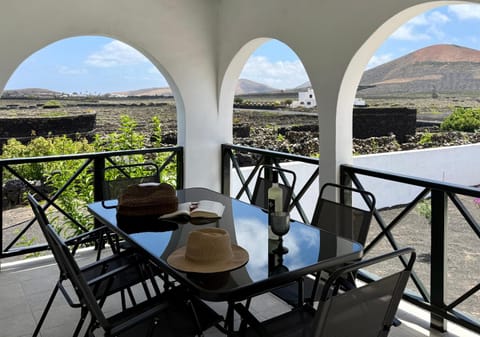 Day, Natural landscape, View (from property/room), Balcony/Terrace, Mountain view