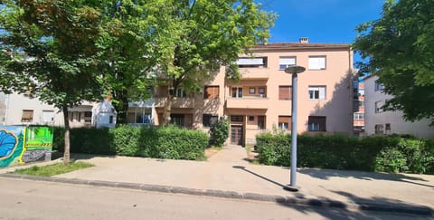 Property building, Neighbourhood, Street view