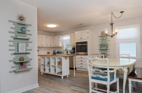 The Beach Nest by Bryant Real Estate House in Carolina Beach