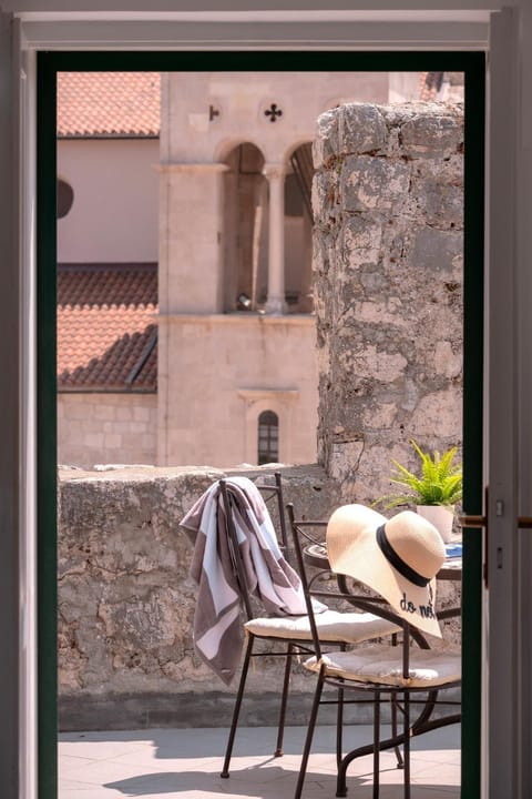 Main Square Loft - ZF Hvar Apartment in Hvar