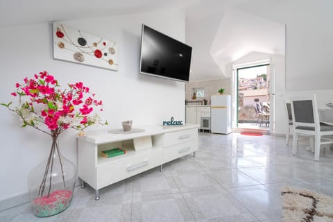 Main Square Loft - ZF Hvar Apartment in Hvar