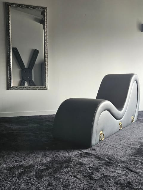 Love Room Le Jardin D'Éden Apartment in Chambery