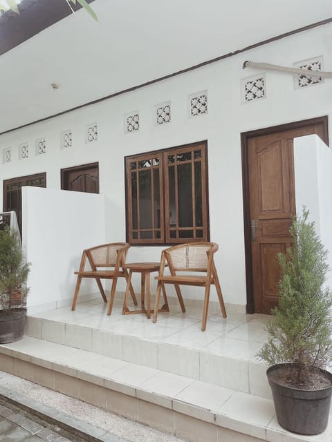 Sukanadi's Homestay Bed and Breakfast in Kuta