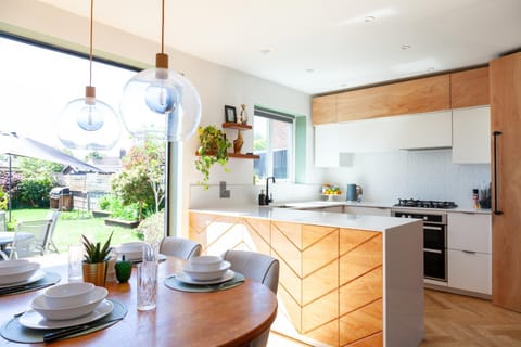 Garden, Garden, Dining area, Garden view, Garden view, oven, kitchen, kitchen