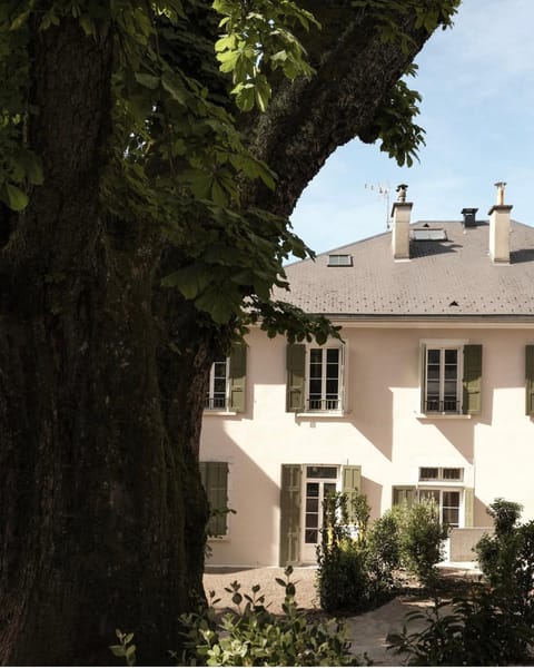 Property building, Garden, Garden view