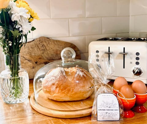 Fox Cottage - Cosy Stay on Pateley High Street House in The Old Workhouse