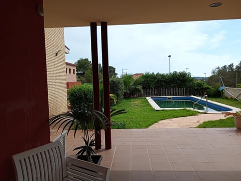 Garden, Balcony/Terrace, Pool view, Swimming pool