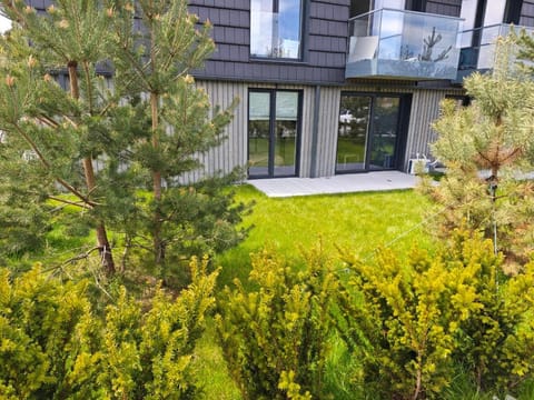 Property building, Balcony/Terrace, Garden view
