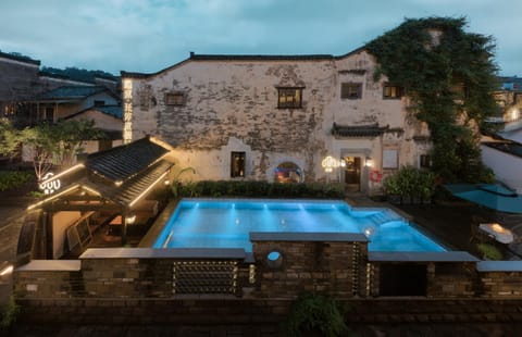 Property building, Night, Pool view, Swimming pool, Swimming pool