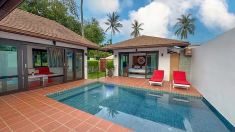 Pool view, sunbed