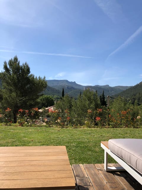 Maison à la campagne avec piscine House in French Riviera