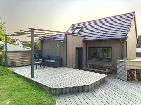 Property building, Patio