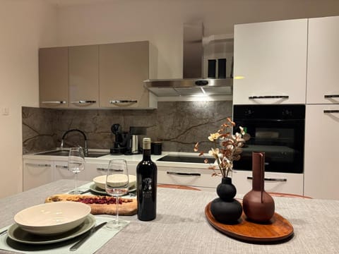 Apartment Gold Wing Sinj Apartment in Split-Dalmatia County