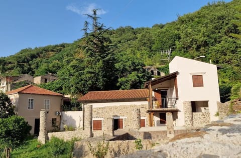 Property building, Day, Natural landscape
