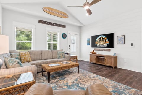 Reminiscing-3BR-close to SGI House in Saint George Island