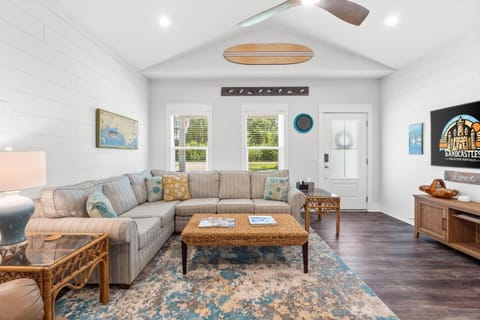 Reminiscing-3BR-close to SGI House in Saint George Island