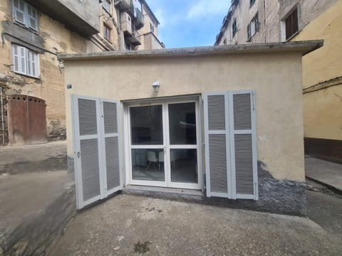 Property building, Day
