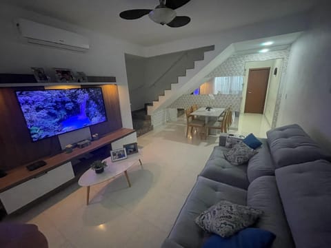 Estilo e Conforto Perto da Praia House in São Pedro da Aldeia