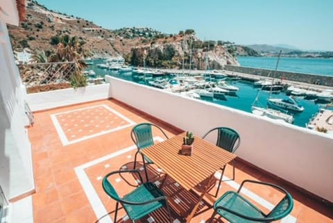 View (from property/room), Balcony/Terrace