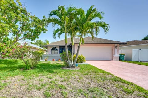 3and4 Mi to Delnor-Wiggins Pass Naples Getaway House in Naples Park