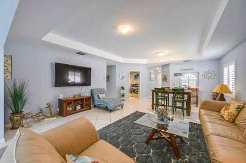 3and4 Mi to Delnor-Wiggins Pass Naples Getaway House in Naples Park