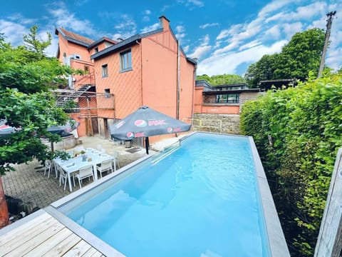 Property building, Summer