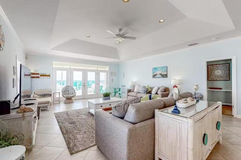 Rally Point - 5 Bedroom - Sleeps 18 - Gulf Front - West Beach - Prickett Properties House in West Beach
