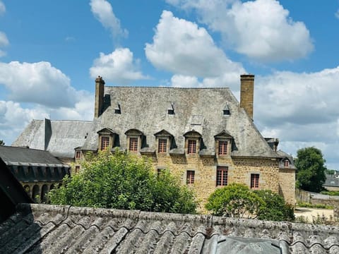 La Fougeraise - Plein centre, Baby-foot, 6 pers Apartment in Fougères