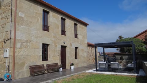 Patio, Facade/entrance