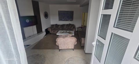 Facade/entrance, Seating area