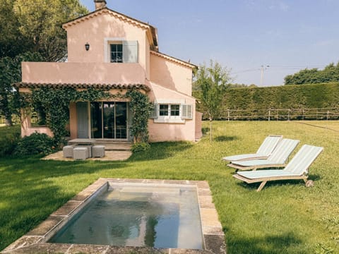 Patio, Garden, Swimming pool