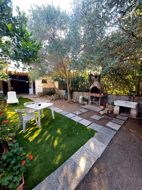 Property building, Garden