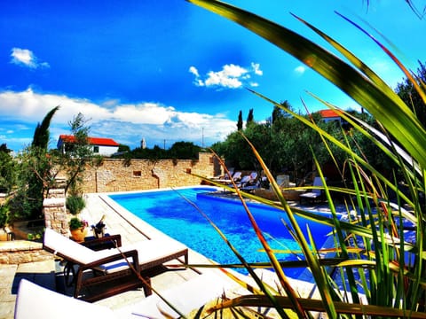 Garden, Swimming pool