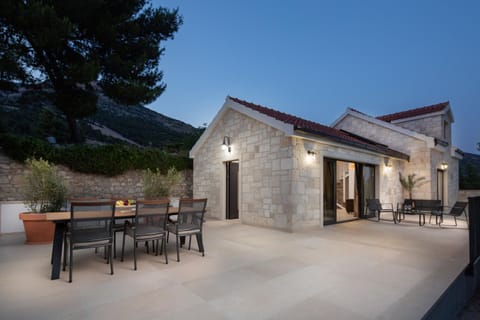 Property building, Night