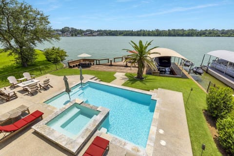 La Costa Drive House in Lake Conroe