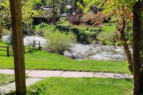 On Gore Creek, Pet Friendly, Steps from Free Bus Stop & Great Value Apartment in Vail