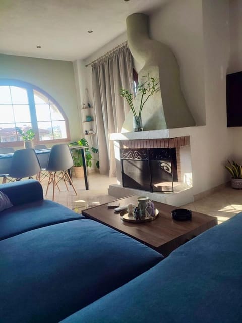 TV and multimedia, Living room, Photo of the whole room, Seating area